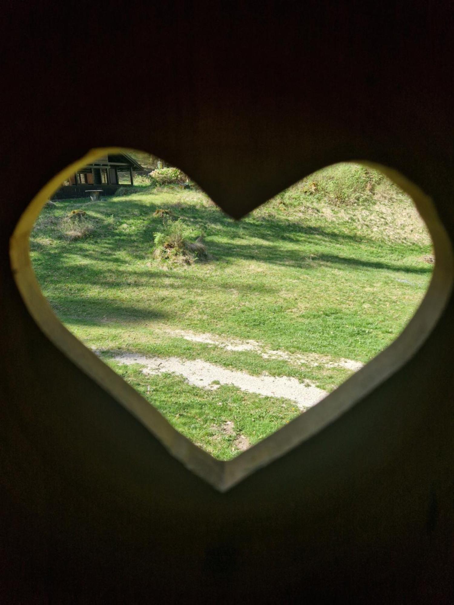 Koca V Gozdu, Forest House Near Bled Bagian luar foto
